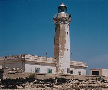 Faro di Capo Grecale. Attivabile e referenziato per il diploma dei fari.